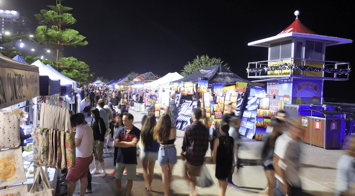 How Many People Are Living In Surfers Paradise Today?
