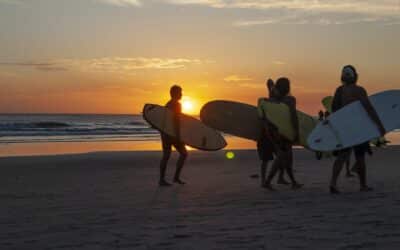 10 Reasons Why Surfing Makes Surfer Feels Good