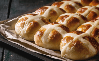 Exploring the Gold Coast’s Best Hot Cross Bun Spots