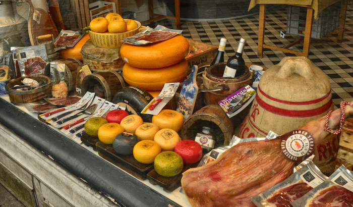 Savouring the Best Gourmet Delis on the Gold Coast